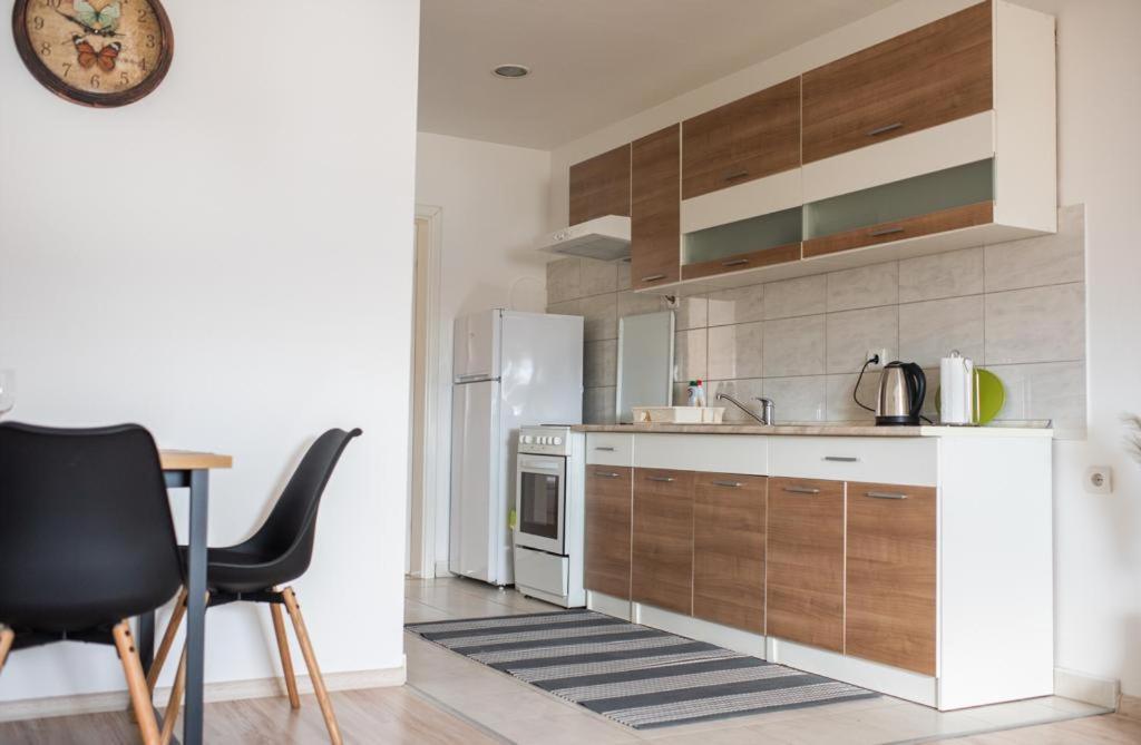 Apartman Luca ลิฟโน ภายนอก รูปภาพ