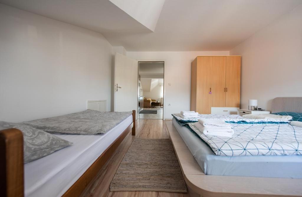 Apartman Luca ลิฟโน ภายนอก รูปภาพ